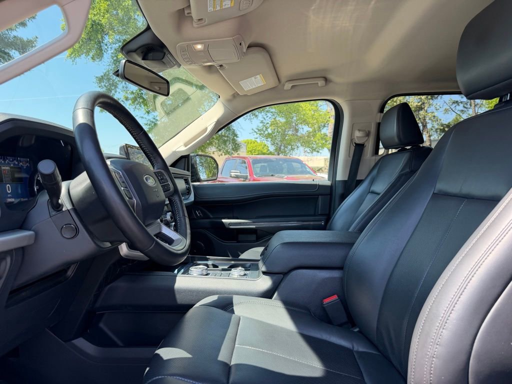 Used 2024 Ford Expedition Max XLT AWD/4WD image 10