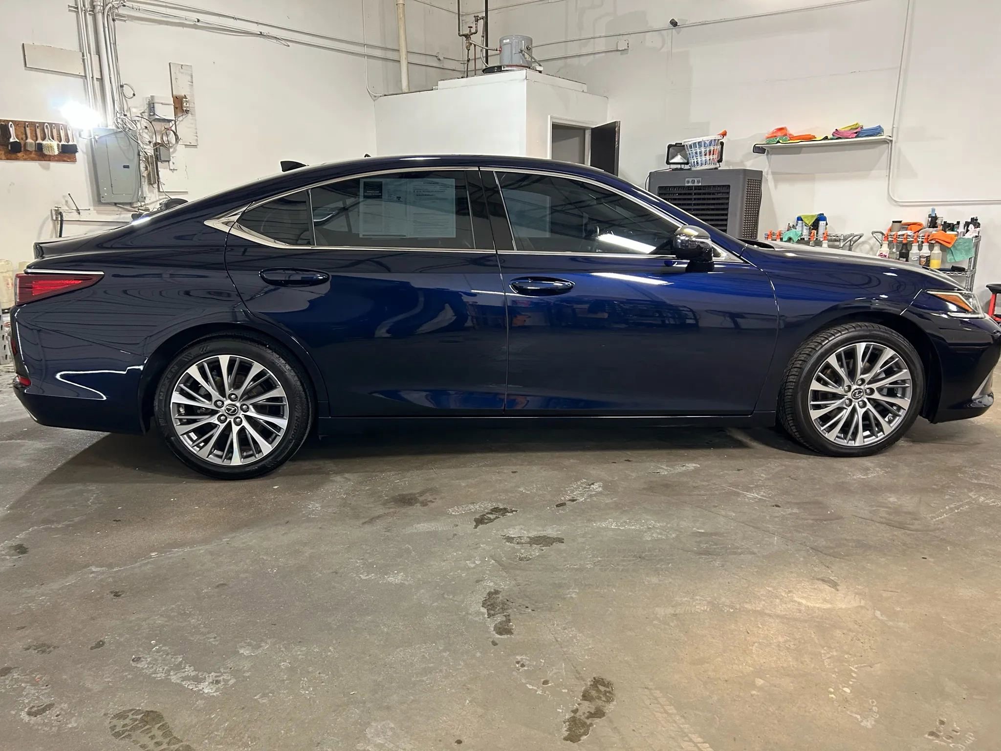 Used 2019 Lexus ES 350 w/ Accessory Package 2 image 2