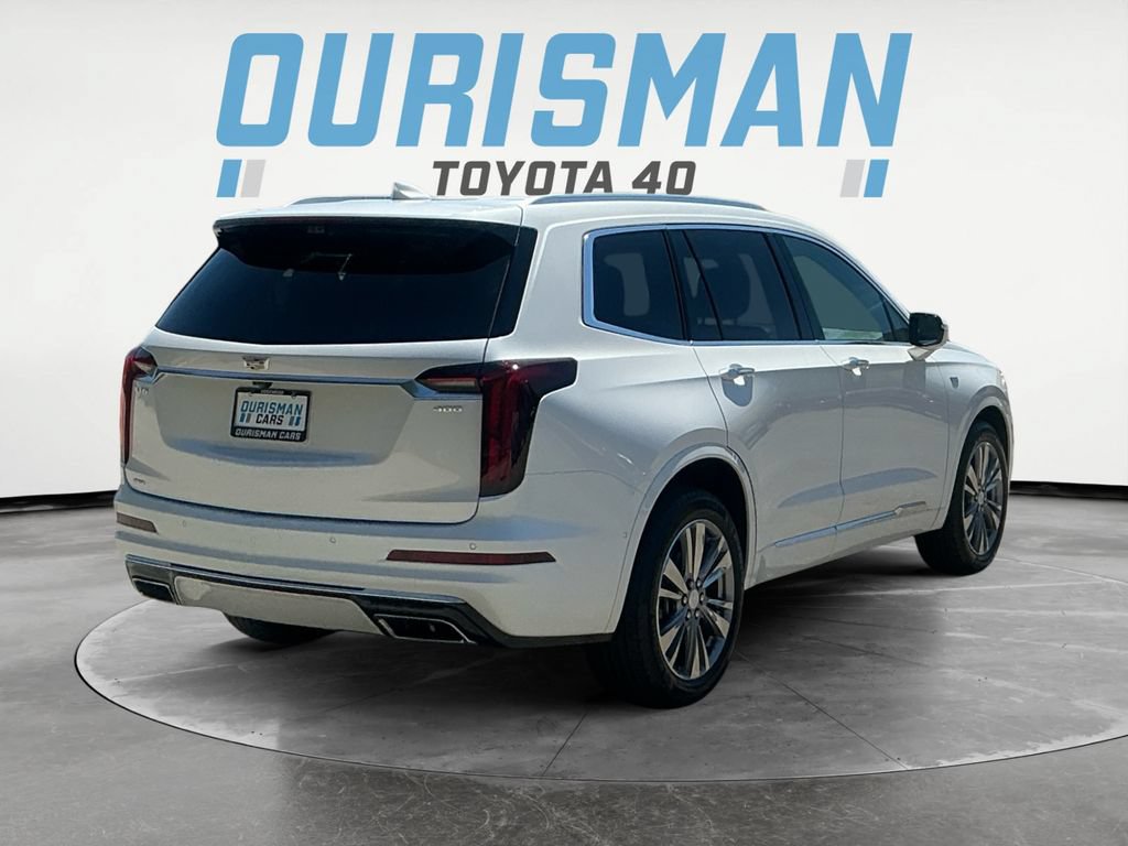 Used 2025 Cadillac XT6 Premium Luxury w/ Platinum Package AWD/4WD image 7