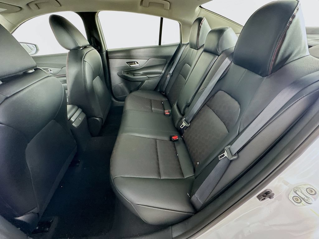 New 2026 Nissan Sentra SR w/ SR Premium Package FWD image 32
