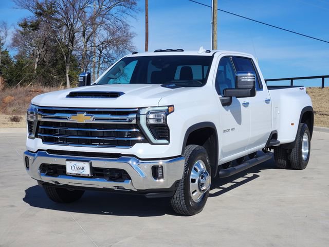 New 2026 Chevrolet Silverado 3500 LTZ w/ LTZ Plus Package image 3