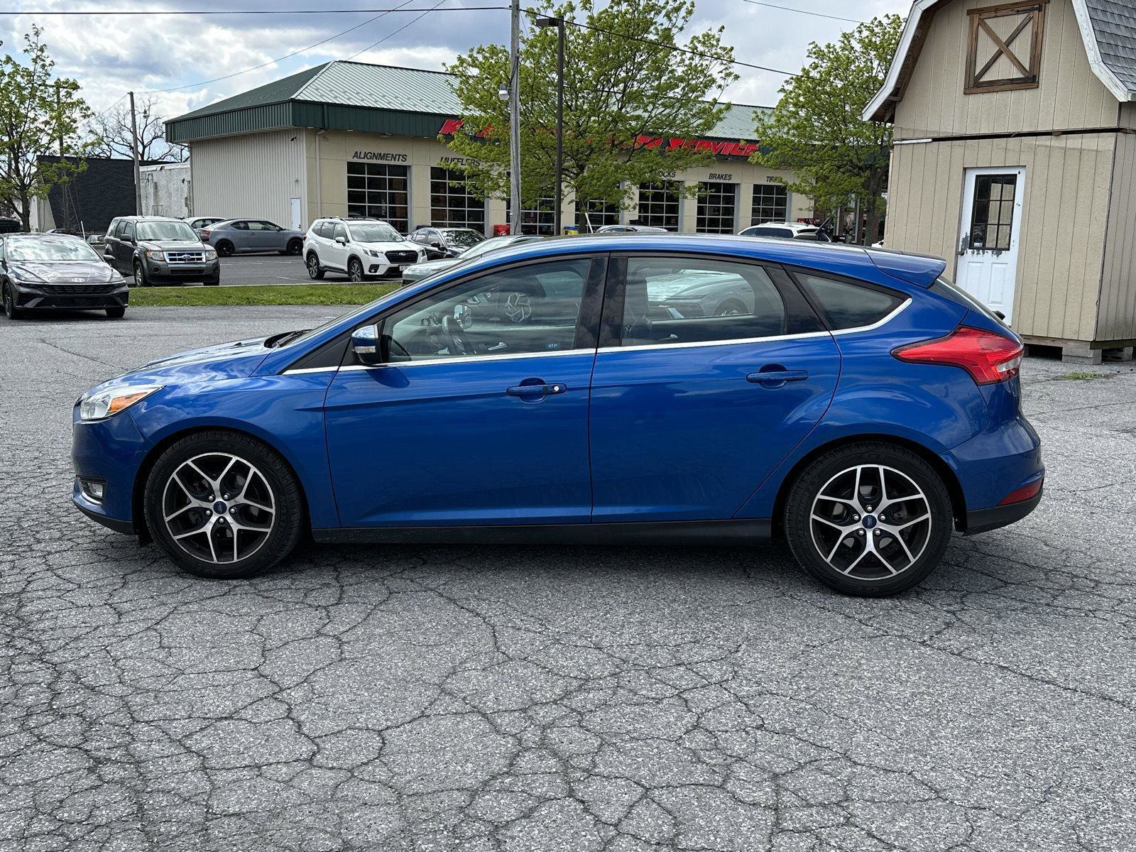 Used 2018 Ford Focus Titanium FWD image 5