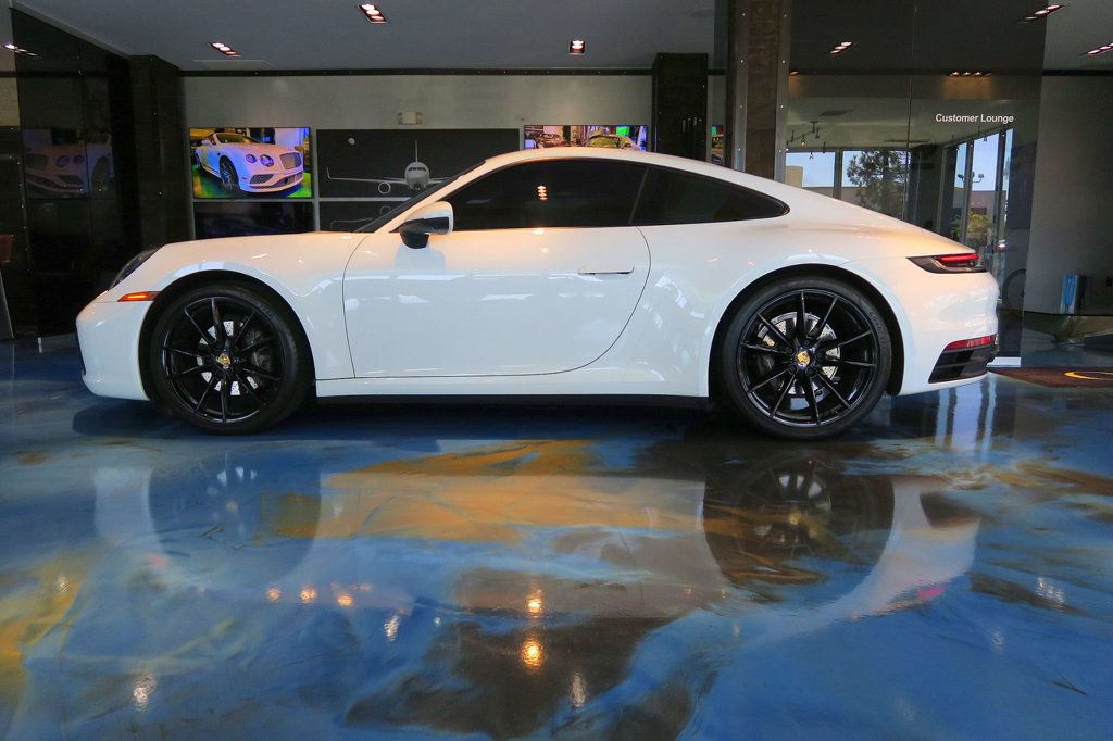 Used 2022 Porsche 911 Carrera image 9