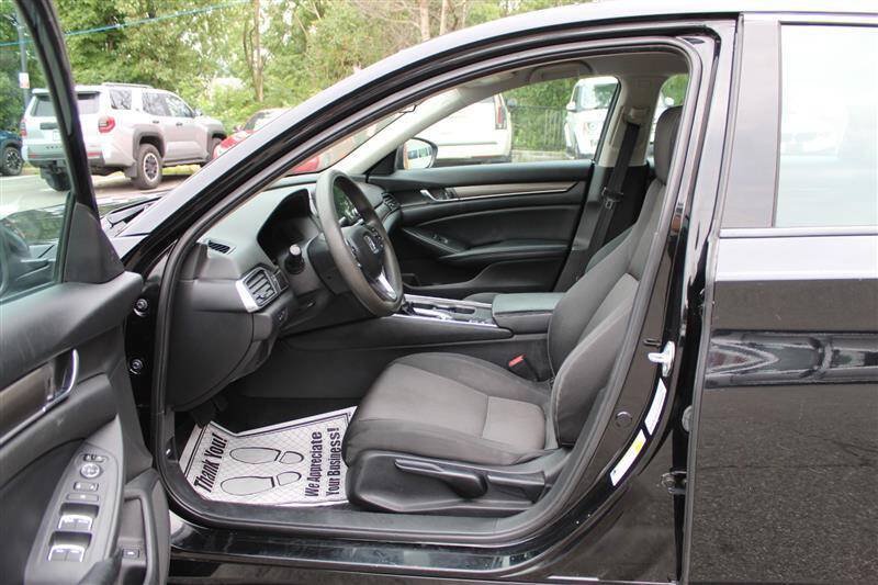 Used 2018 Honda Accord LX image 10