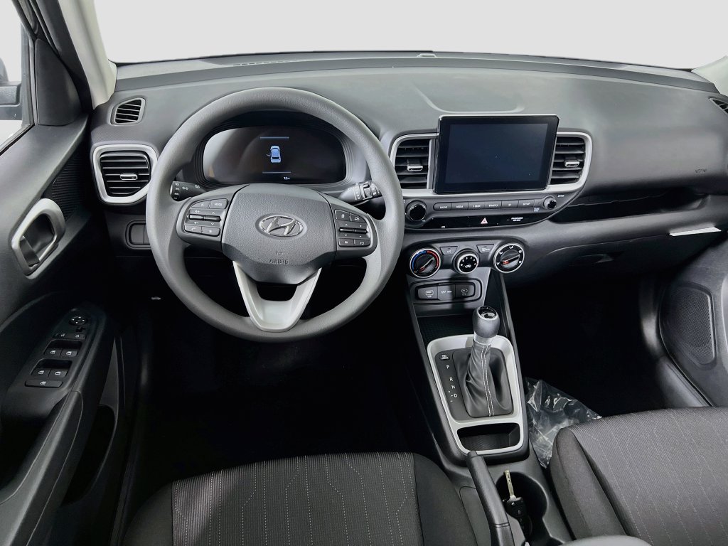New 2026 Hyundai Venue SE FWD image 18