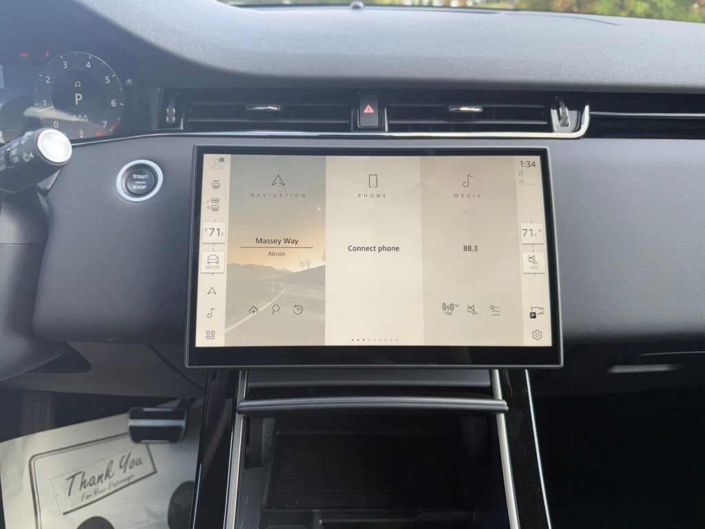 Used 2025 Land Rover Range Rover Evoque Dynamic SE image 25