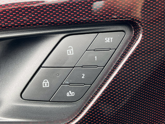 New 2027 Chevrolet Traverse RS w/ LPO, Floor Liner Package AWD/4WD image 20