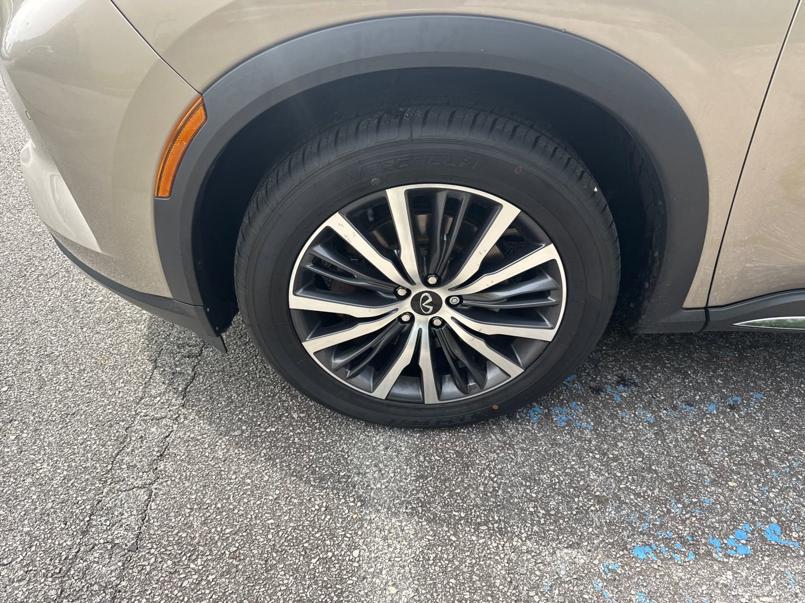 Used 2022 INFINITI QX60 Sensory AWD/4WD image 11