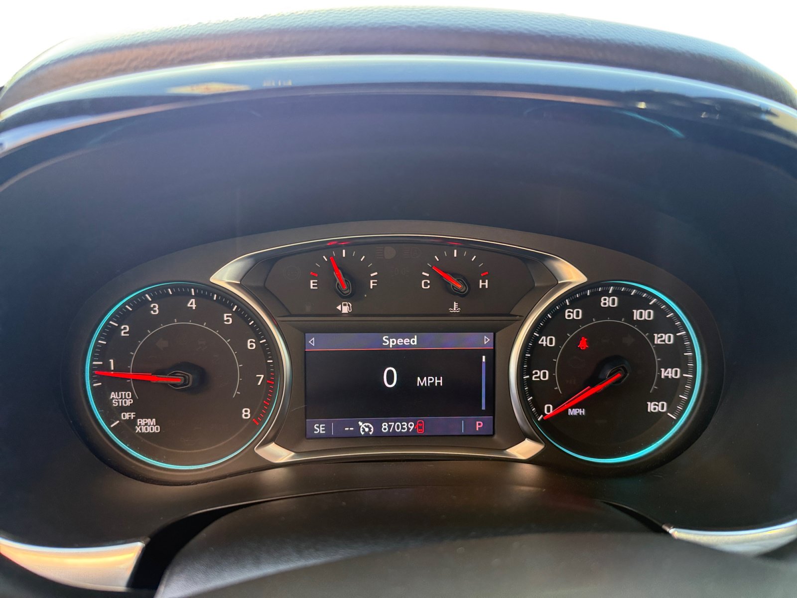Used 2023 Chevrolet Traverse LT FWD image 11