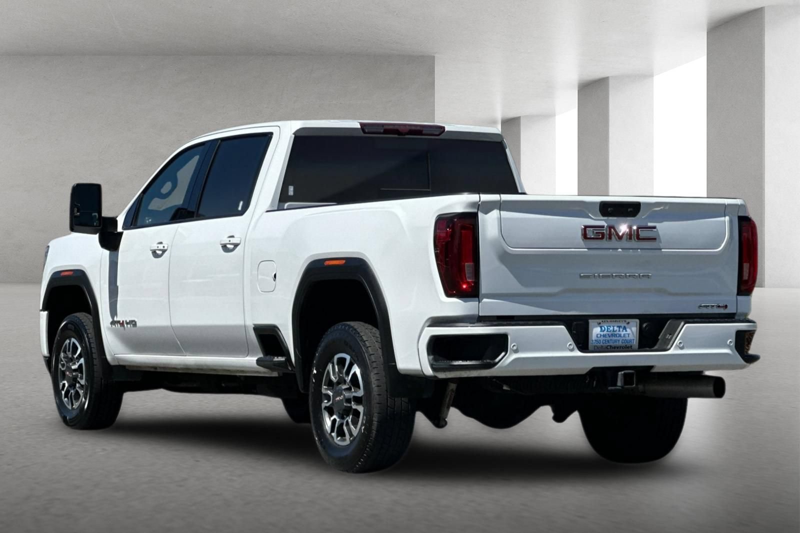 Used 2021 GMC Sierra 2500 AT4 w/ AT4 Preferred Package AWD/4WD image 6