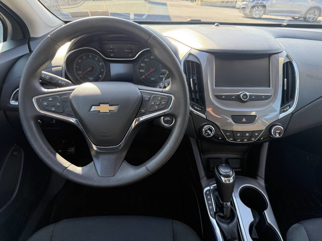 Used 2016 Chevrolet Cruze LT w/ Convenience Package FWD image 26