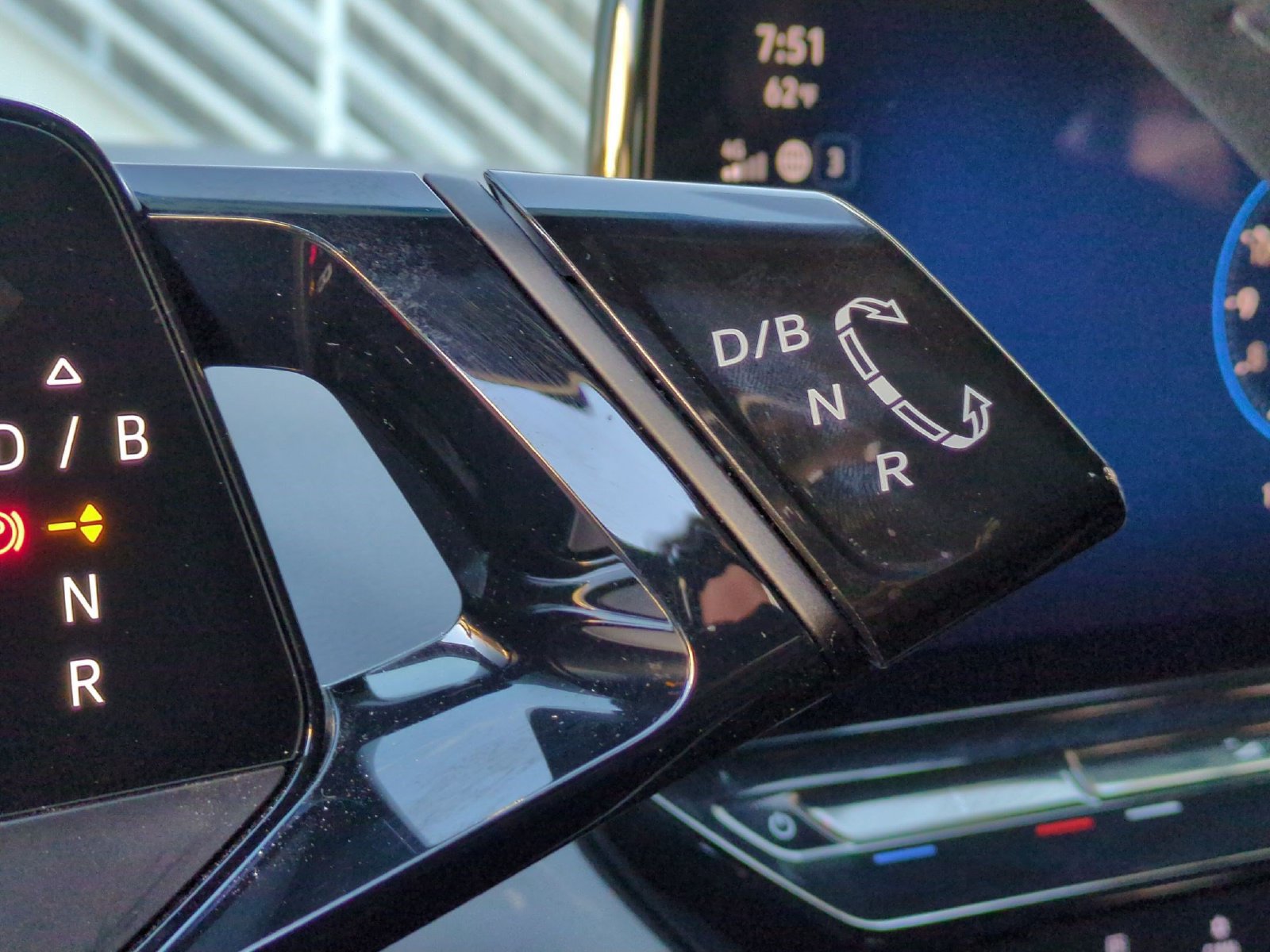 Used 2023 Volkswagen ID.4 Pro S RWD image 14