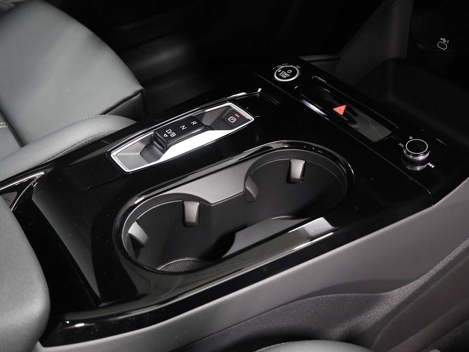 New 2027 Audi Q6 e-tron Premium Plus AWD/4WD image 20