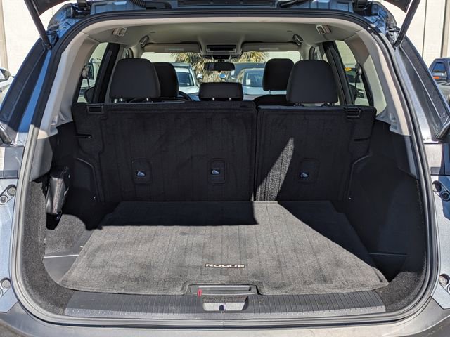 Used 2023 Nissan Rogue SV image 14