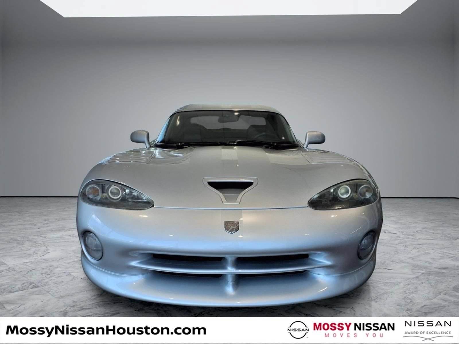 Used 1998 Dodge Viper GTS RWD image 3