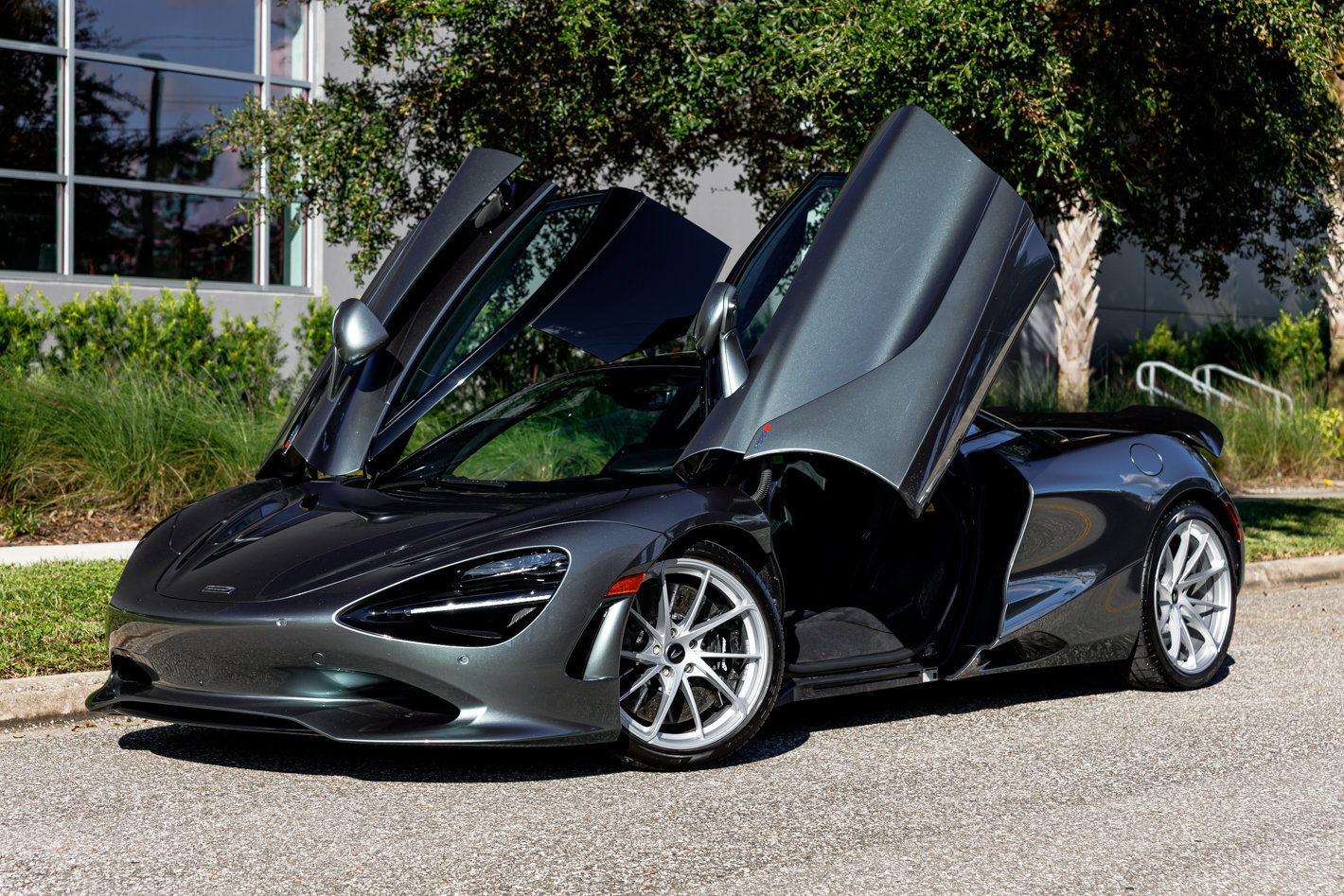 New 2027 McLaren 750S RWD image 34