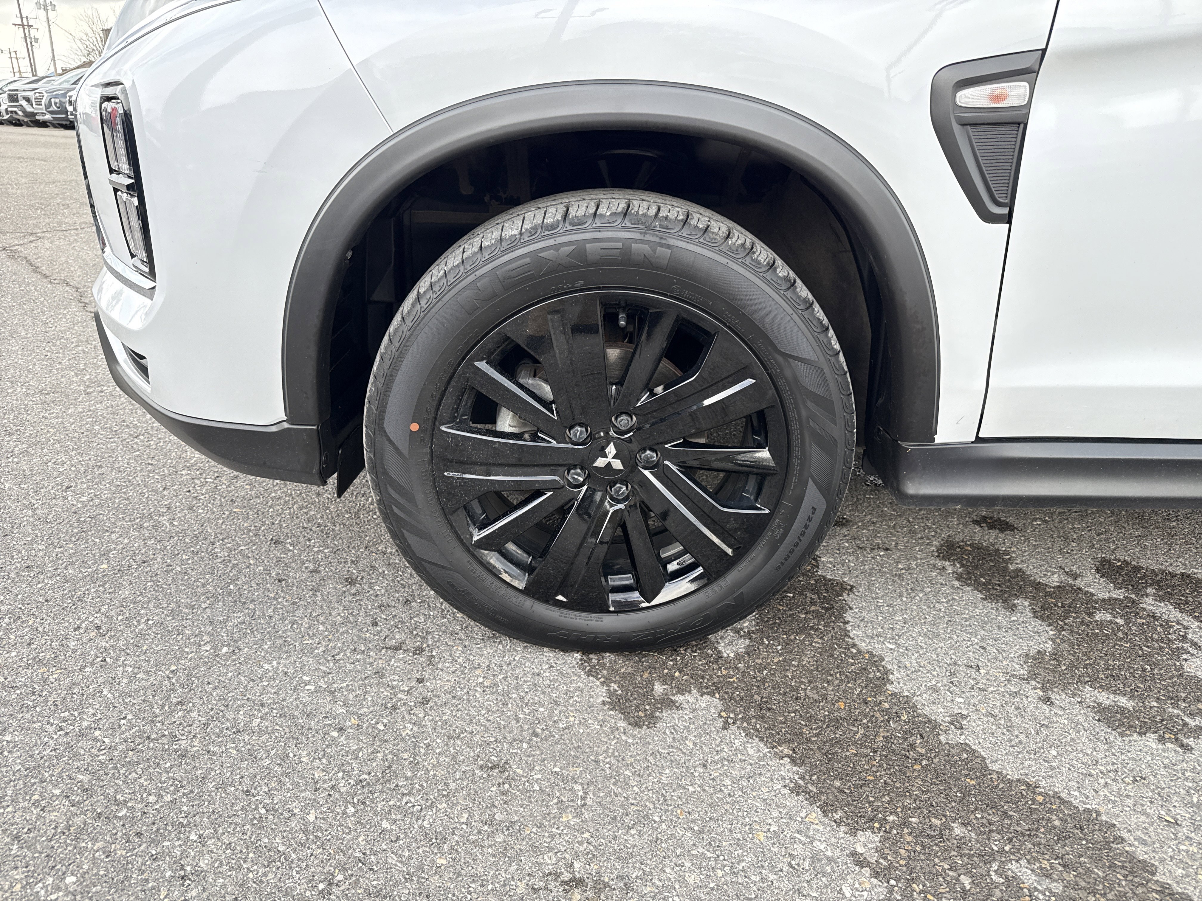 Used 2024 Mitsubishi Outlander Sport LE image 10