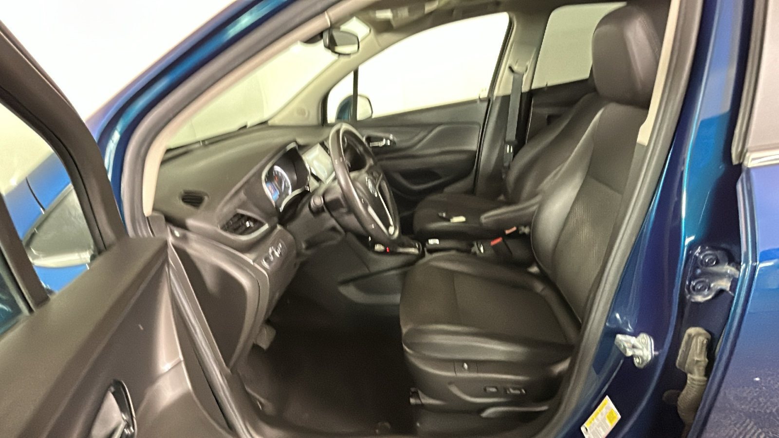 Used 2019 Buick Encore Sport Touring w/ Safety Package AWD/4WD image 14