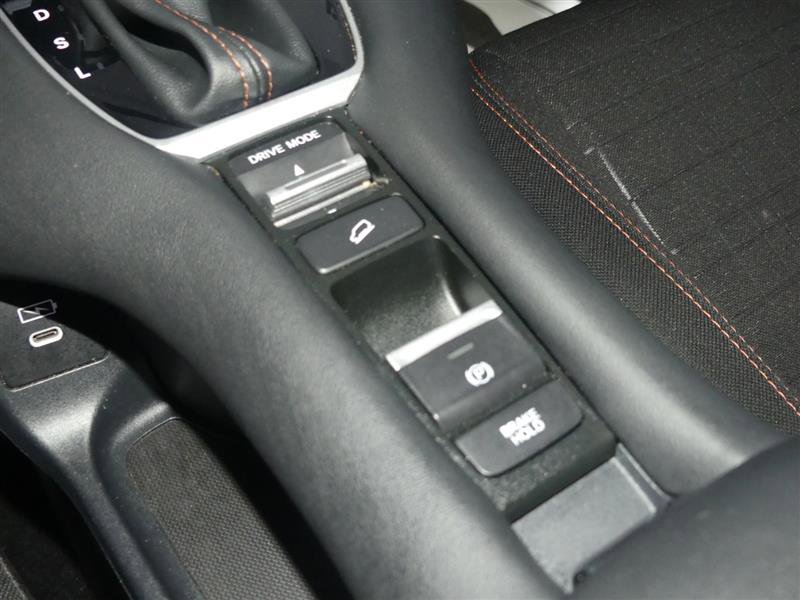 Used 2025 Honda HR-V Sport image 43