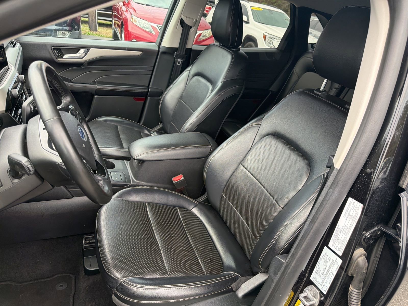 Used 2022 Ford Escape SEL image 7