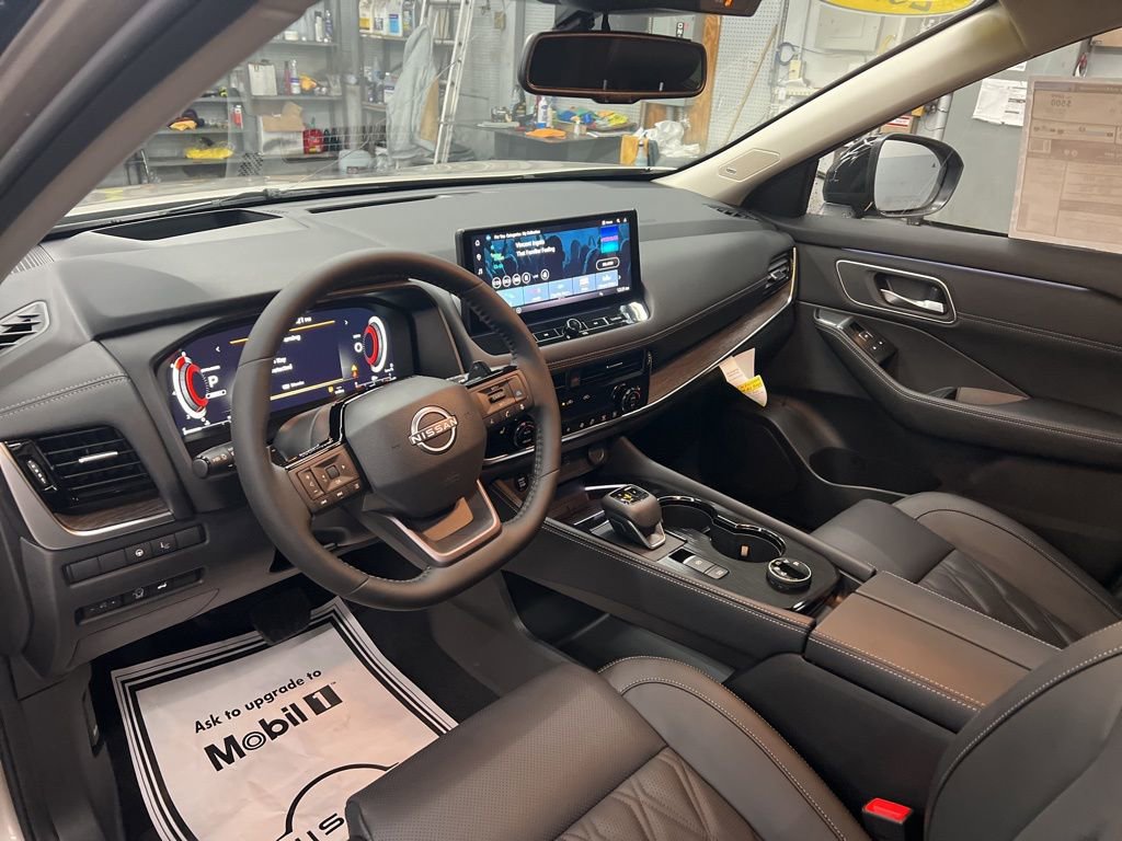 New 2026 Nissan Rogue Platinum w/ Platinum Premium Package image 30