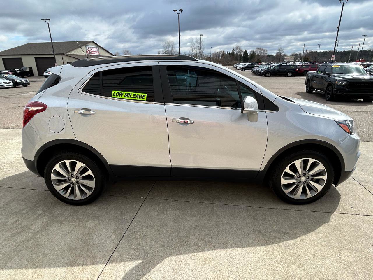 Used 2019 Buick Encore Preferred FWD image 4
