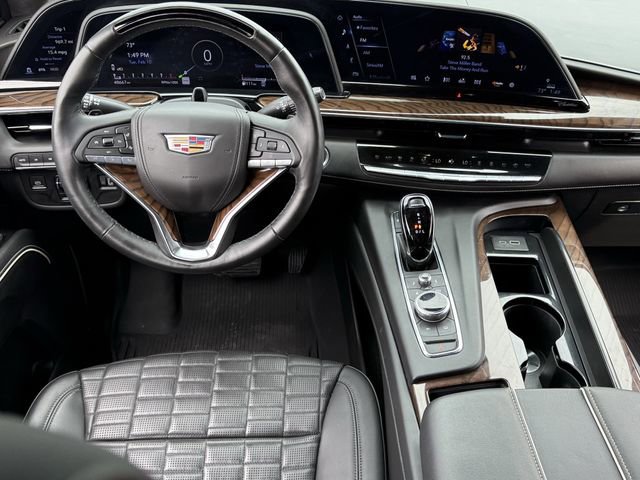 Used 2024 Cadillac Escalade Sport Platinum w/ LPO, ONYX Package image 10