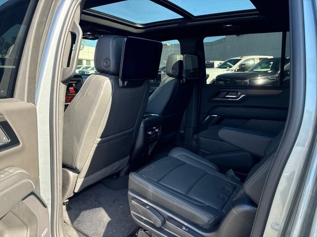 Certified 2026 GMC Yukon XL Denali w/ Denali Reserve Package AWD/4WD image 5