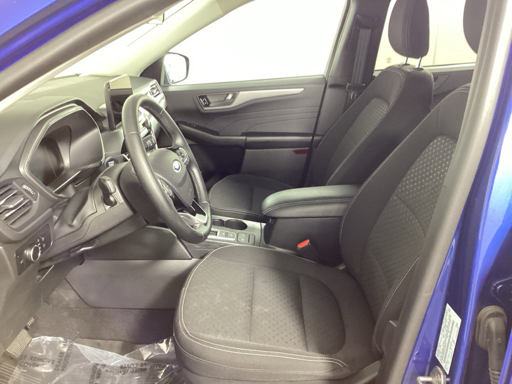 Used 2023 Ford Escape Active AWD/4WD image 17
