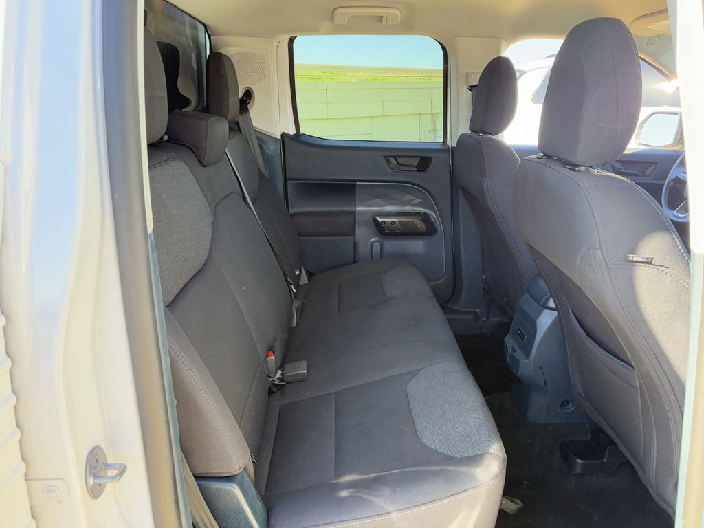 Used 2025 Ford Maverick XL w/ Equipment Group 102A image 25
