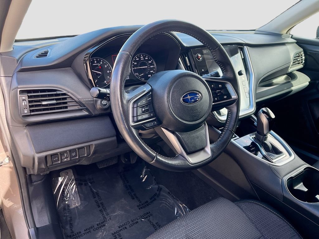 Used 2024 Subaru Outback Premium image 9