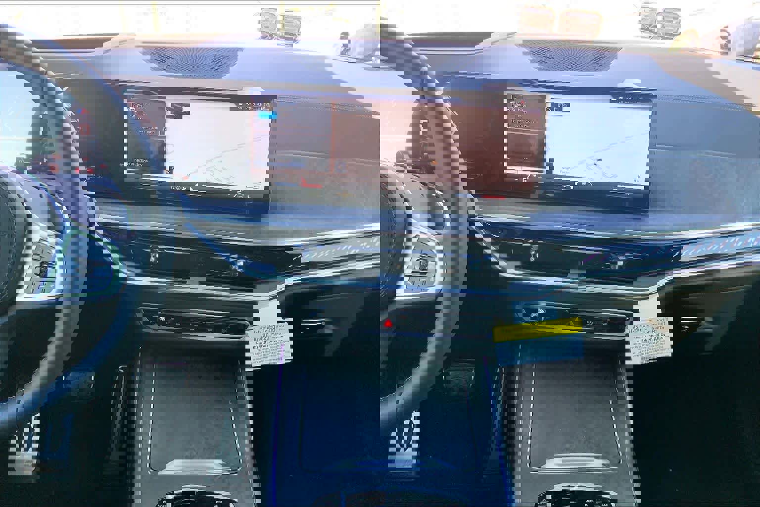 New 2026 BMW X7 M60i image 6