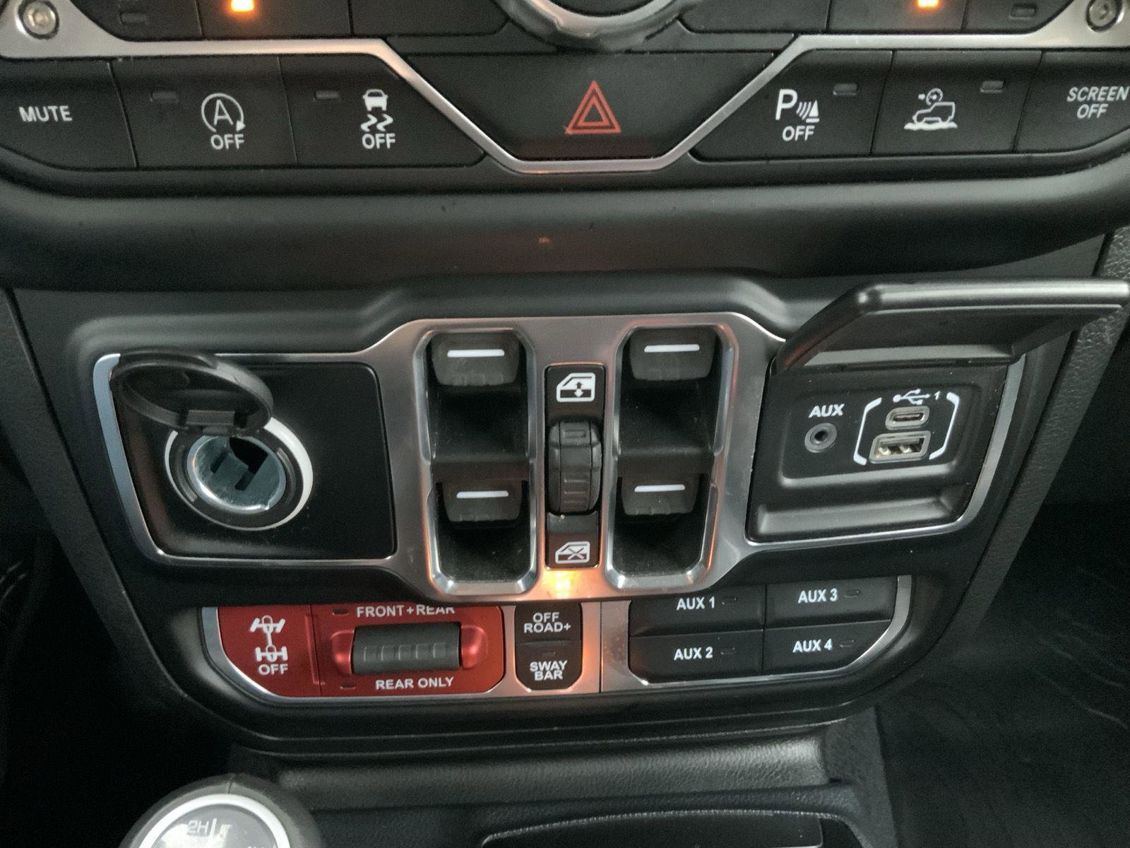 Used 2021 Jeep Gladiator Rubicon image 44