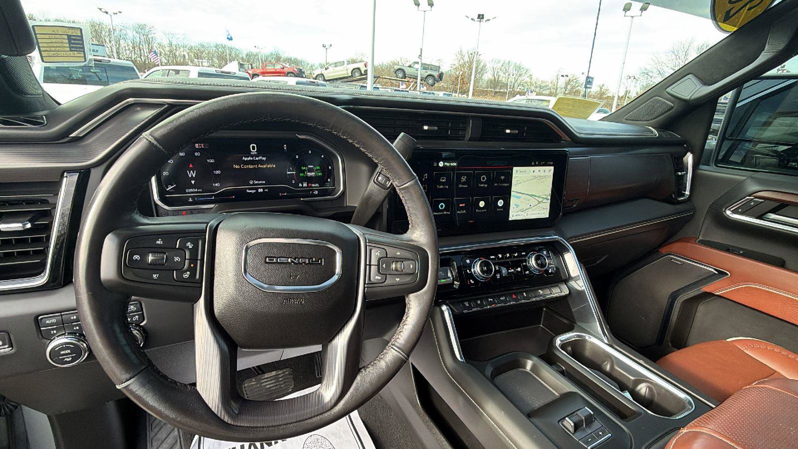 Used 2024 GMC Sierra 2500 Denali Ultimate w/ Snow Plow Prep/Camper Package image 18