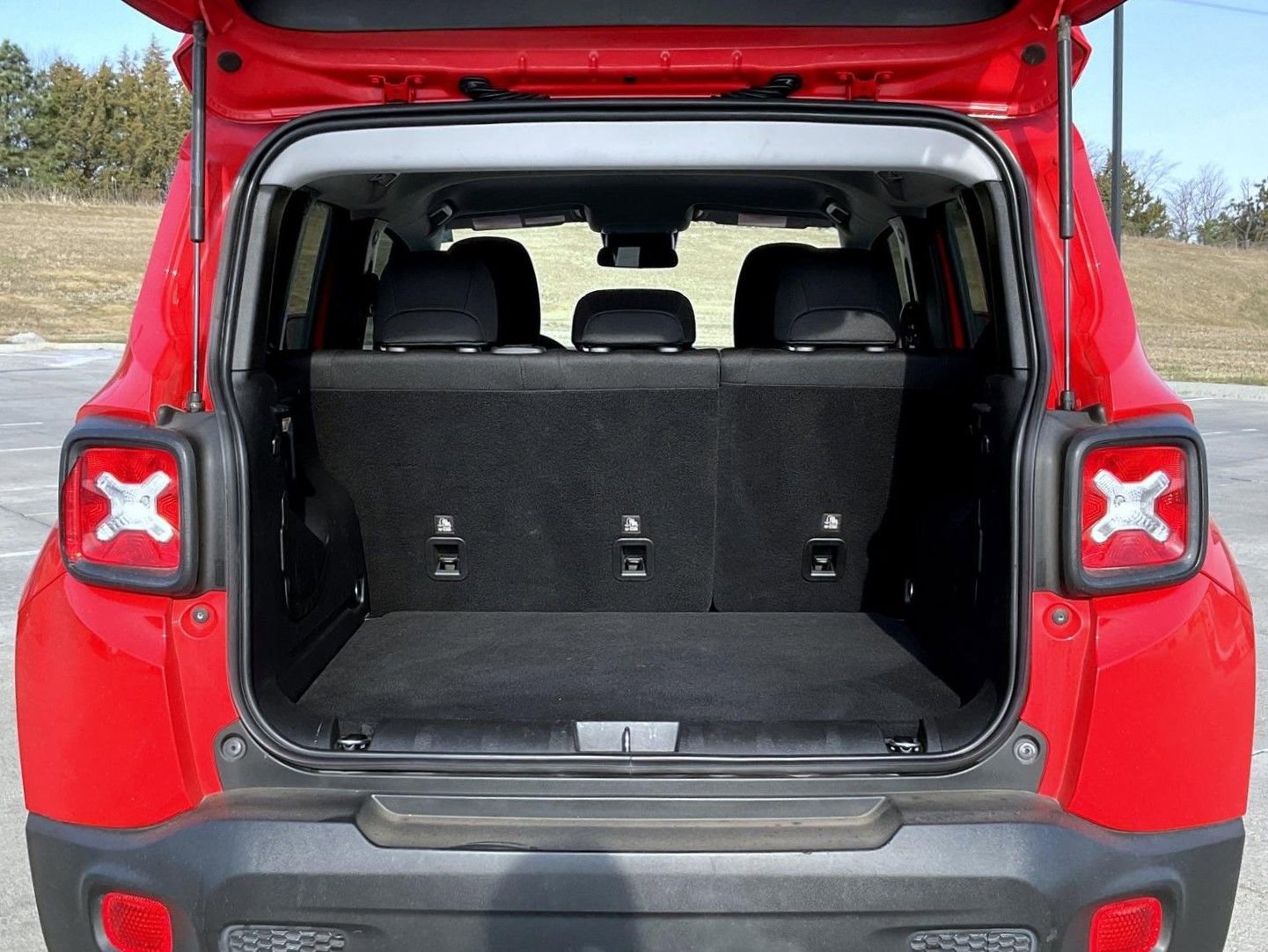 Used 2021 Jeep Renegade Sport FWD image 22