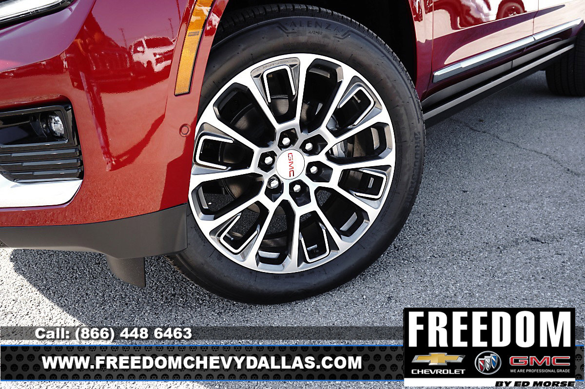 New 2025 GMC Yukon XL Denali w/ Denali Reserve Package image 9