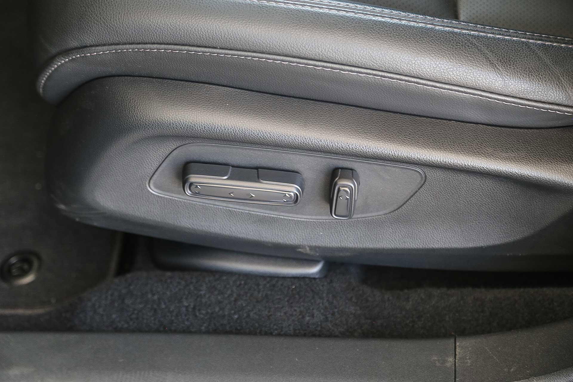 Certified 2026 Honda HR-V EX-L image 25