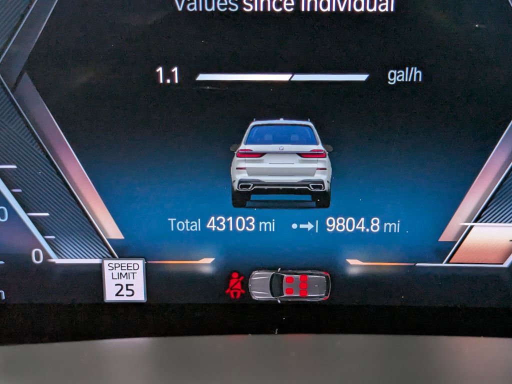 Certified 2023 BMW X7 xDrive40i w/ M Sport Package image 44