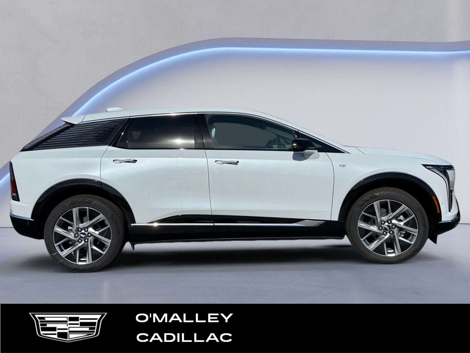 New 2027 Cadillac Optiq Premium Luxury w/ LPO, Floor Liner Package AWD/4WD image 6