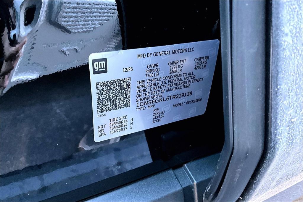 New 2026 Chevrolet Suburban High Country image 15