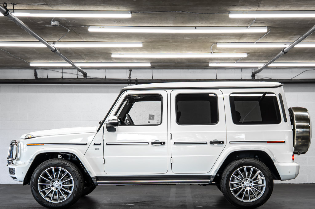Used 2024 Mercedes-Benz G 550 image 2