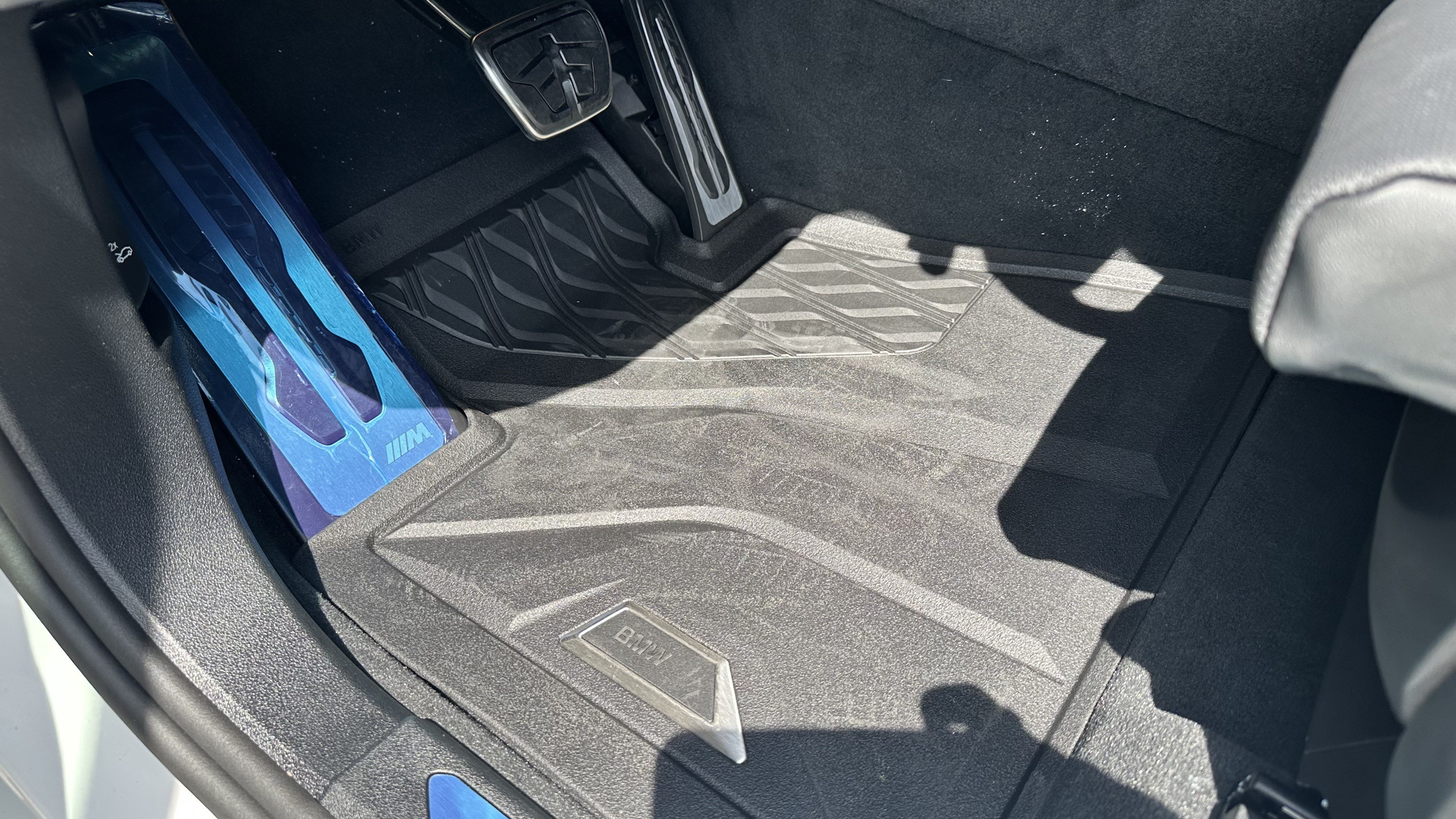 New 2027 BMW X7 M60i AWD/4WD image 16