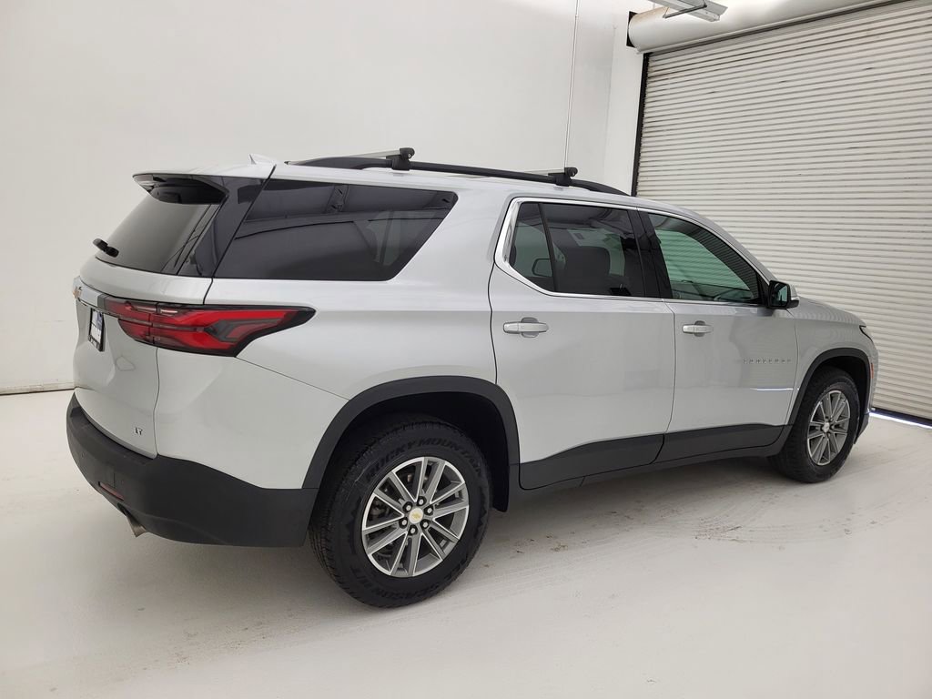 Used 2022 Chevrolet Traverse LT image 15