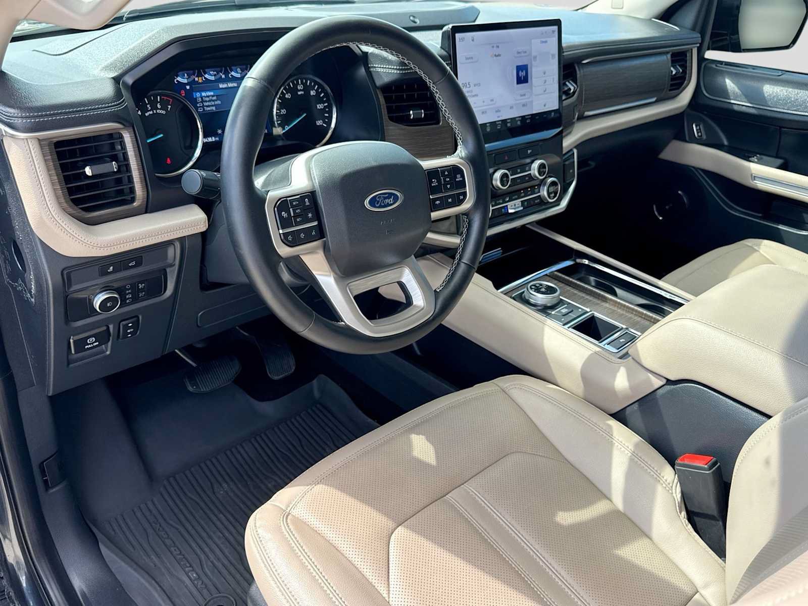Certified 2022 Ford Expedition Max Limited RWD image 2