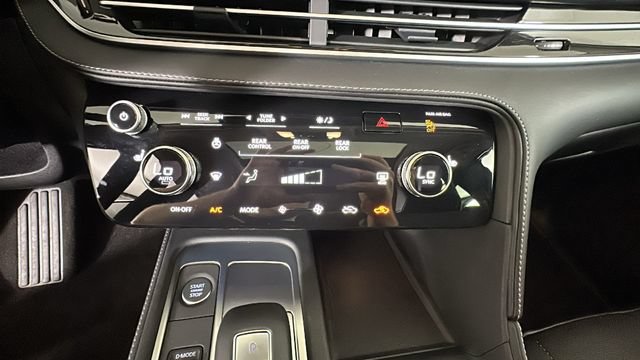 Used 2025 INFINITI QX60 Pure AWD/4WD image 23