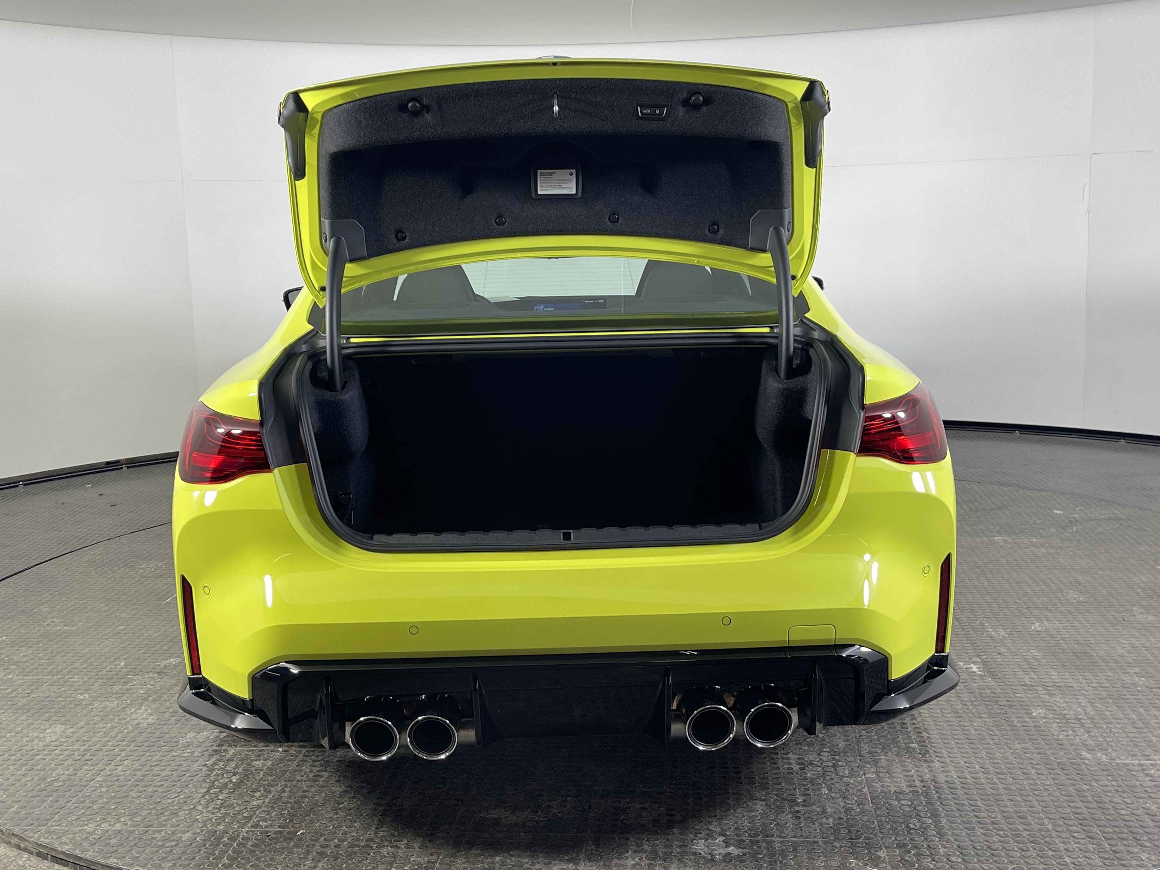 Used 2026 BMW M4 Coupe w/ Executive Package RWD image 8