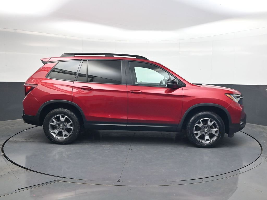 Used 2022 Honda Passport TrailSport image 3