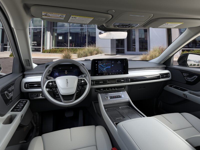 New 2026 Lincoln Aviator AWD w/ Jet Appearance Package image 32
