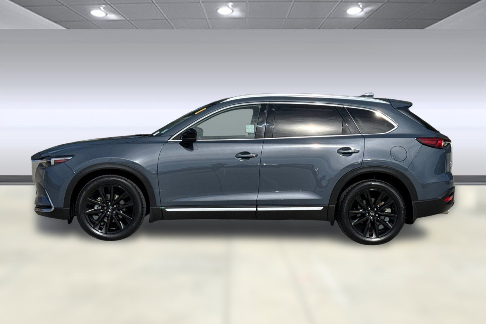 Used 2023 MAZDA CX-9 Carbon Edition image 2