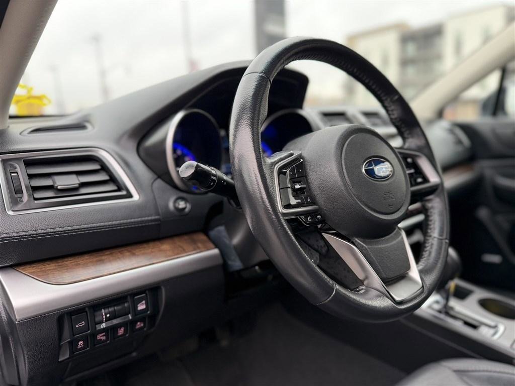 Used 2018 Subaru Outback 2.5i Limited image 23